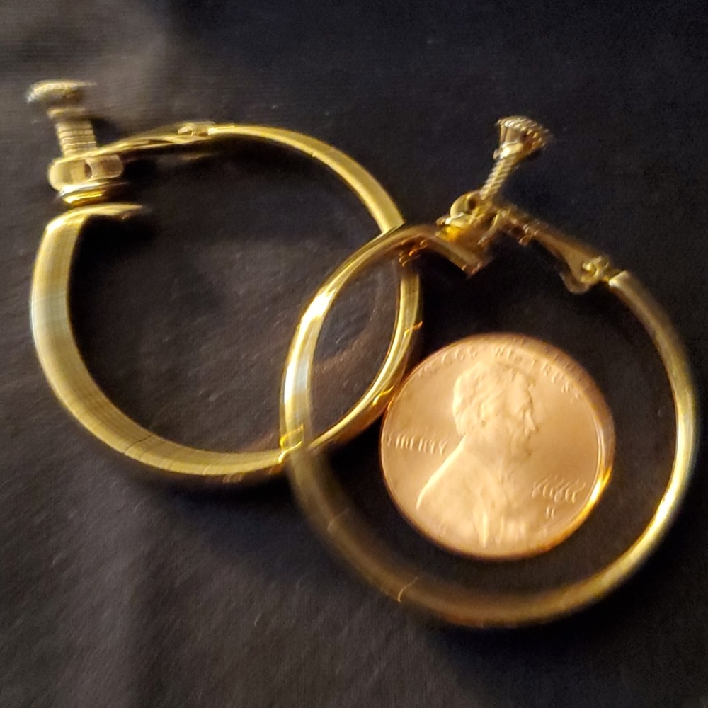 Jewelry - Picture 3 of 3
